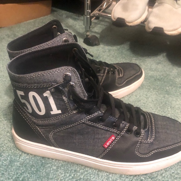 Blue and Jean colored high tops super clean.look great with dark jeans - Picture 2 of 4